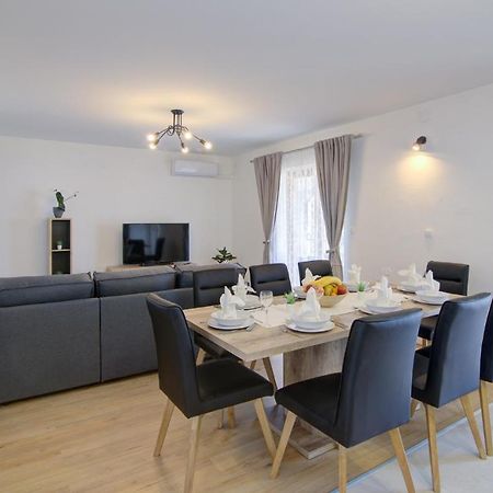 Josipa & Jelena Apartment 센 외부 사진