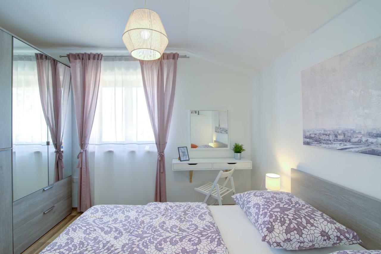 Josipa & Jelena Apartment 센 외부 사진